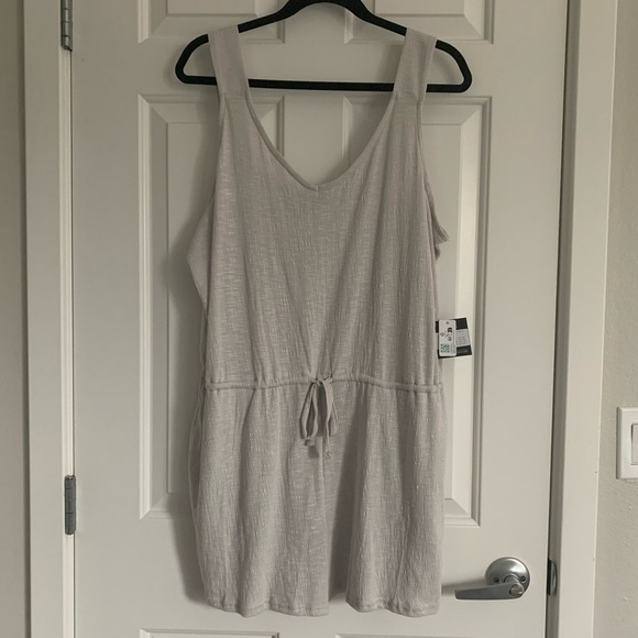Eddie Bauer Pants - Eddie Bauer Lifestyle Knit Romper - Size L - Chalk Gray‎ - NWT